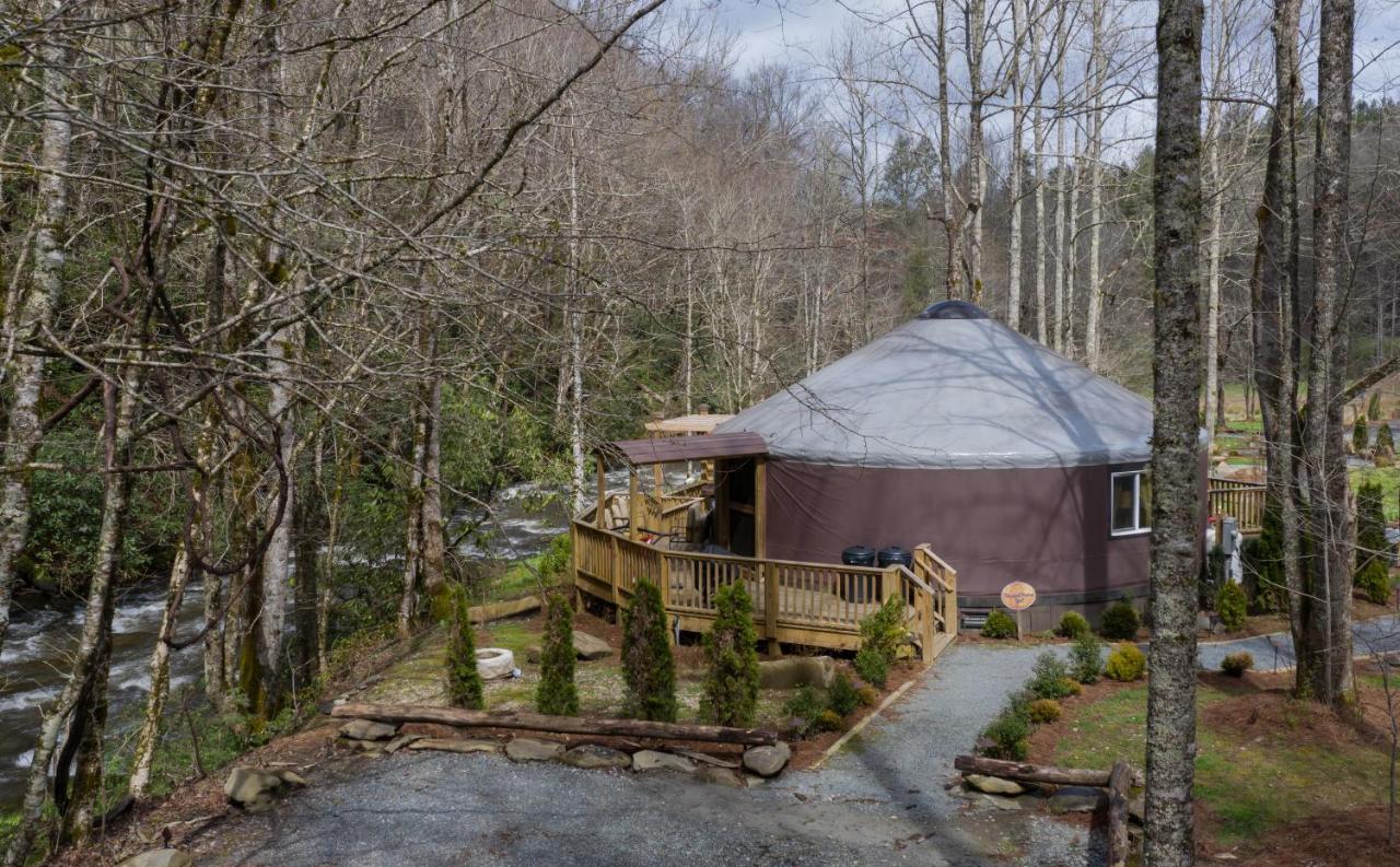 Tranquil Haven Luxy Yurt - Creekside Glamping With Private Hot Tub Villa Topton Buitenkant foto